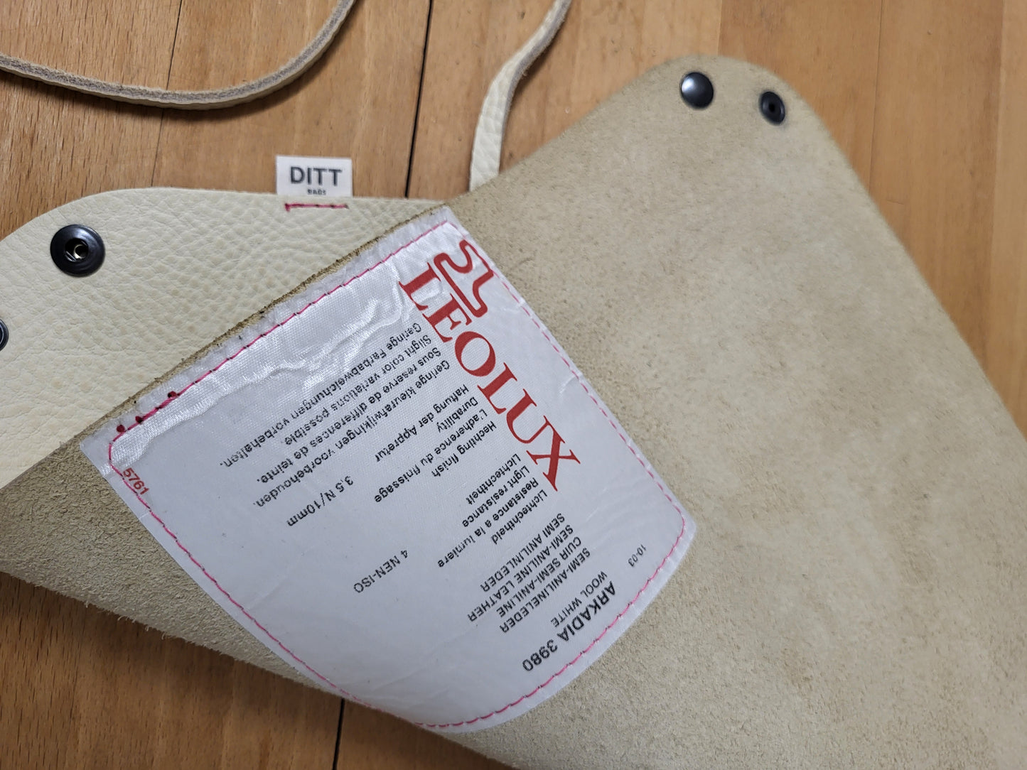 Dobbelmat van meubelleer