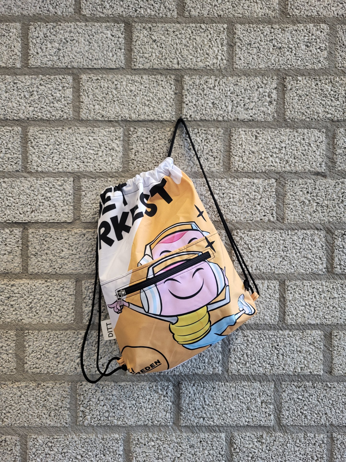 Duurzame kinderrugtas van gerecycled materiaal